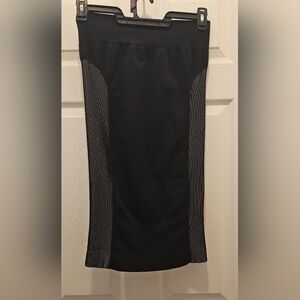 🌺Carbon 38 Pencil Skirt